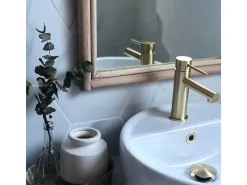 Luisa Misturadora de lavatório baixo ouro escovado Essebagno
