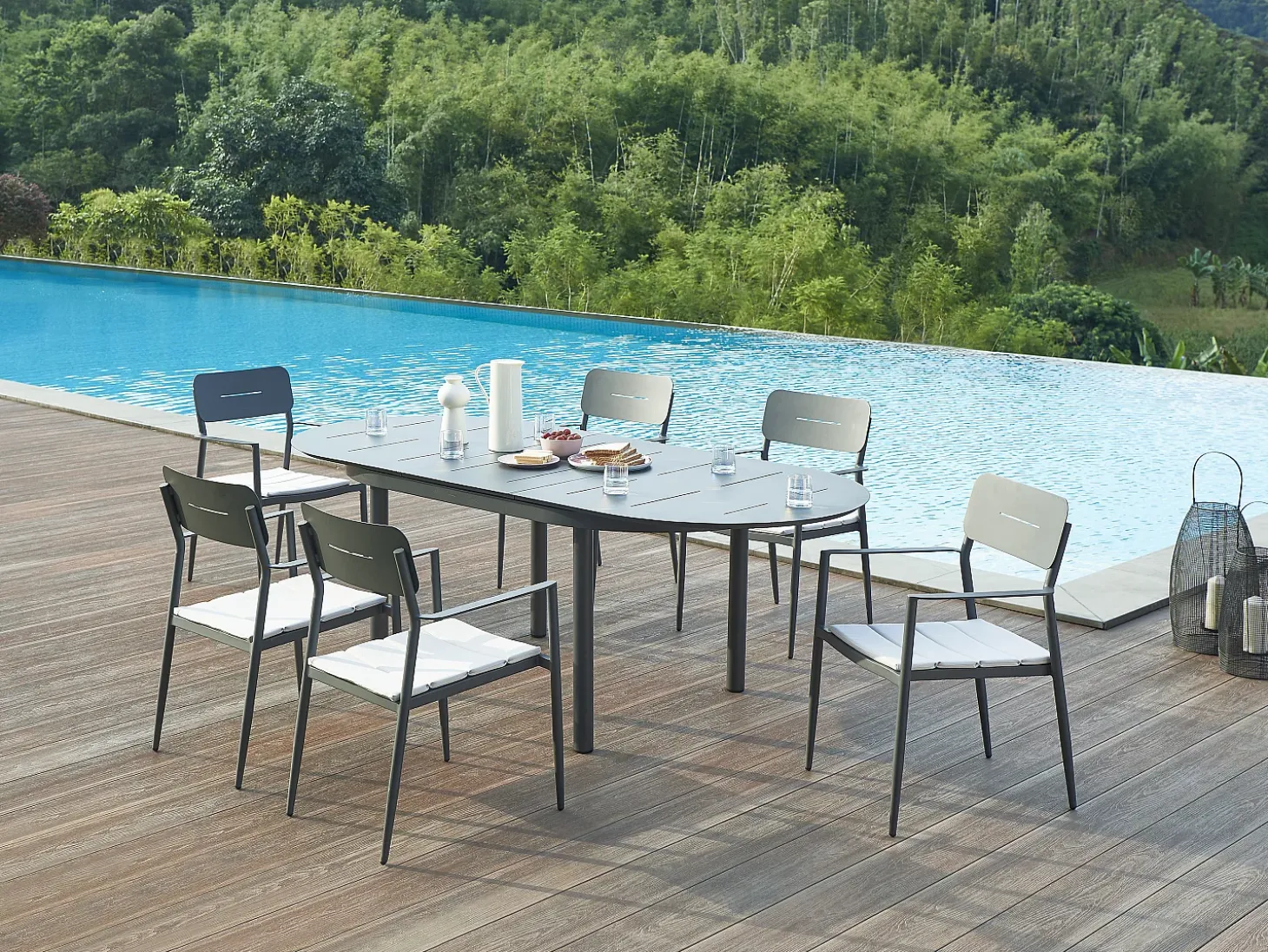 Mesa de jantar de jardim extensível em alumínio antracite - LOTTYS de MYLIA