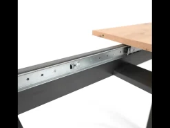 Mesa de jantar extensível industrial para 10 pessoas Kotor em madeira e preto