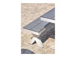 Mesa de jardim em alumínio com tampo em HPL