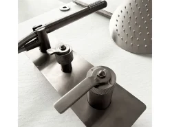 Molette Coluna de duche encastrável mecânica em aço inoxidável Essebagno