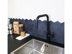 Molette Misturadora de lavatório com chuveiro de mão extraível em preto mate Essebagno