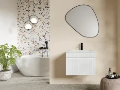 Móvel casa de banho suspenso estriado branco com lavatório de encastrar 60 cm SATARA