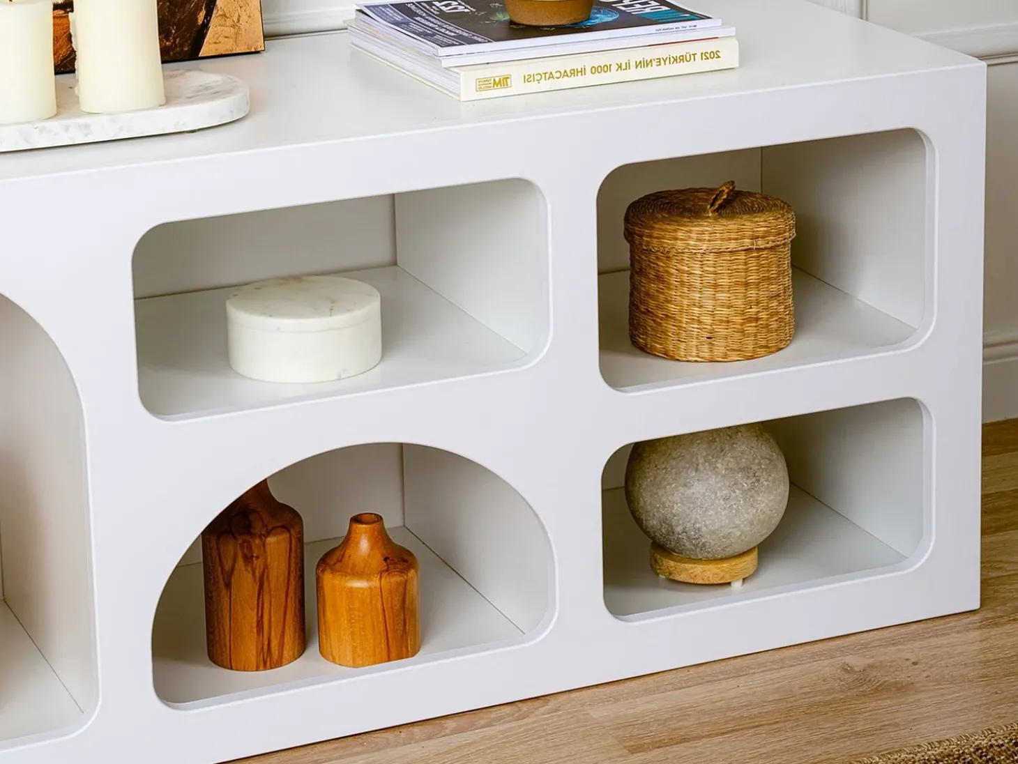 Móvel de TV de design com 7 prateleiras - Cor: Branco - LUELA