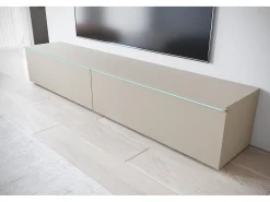 Móvel de TV moderno 180 cm para sala – 2 portas, sem puxadores, acabamento mate, de chão ou suspenso, bege caxemira