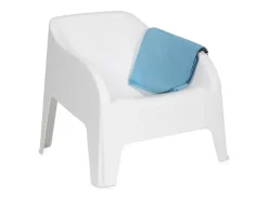 Poltrona de resina para exterior 