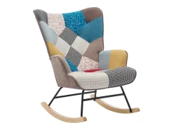 Poltrona Elmina em tecido patchwork multicolorido com pés de balanço.