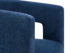 Poltrona em tecido texturizado azul estilo design FAVINA
