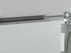 Porta de garagem seccionada com motor Somfy efeito madeira branco PRIETA