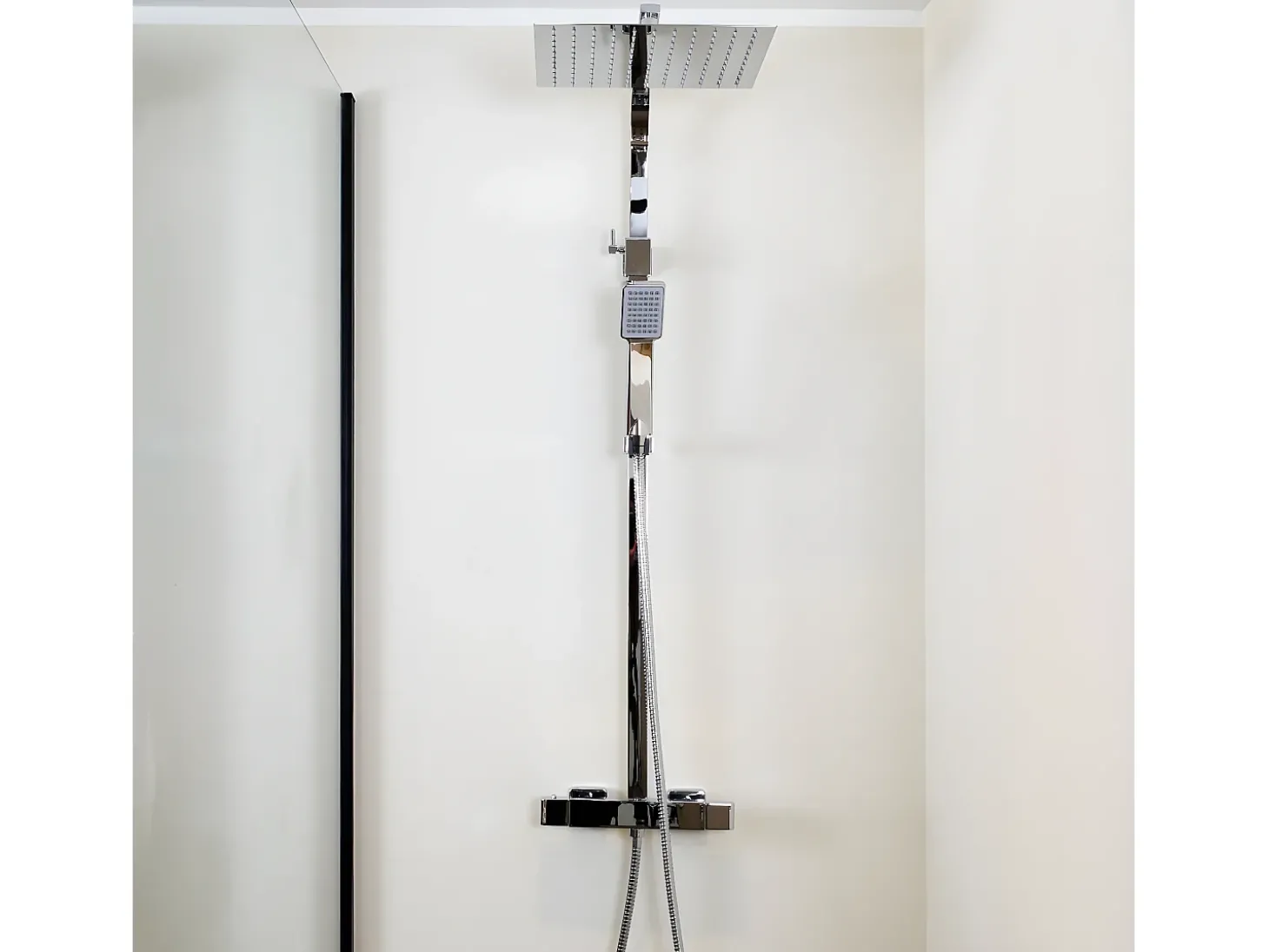 Quartos 300 coluna de duche cromada com controlo termostático Essebagno
