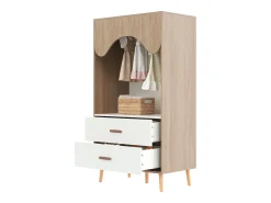 Roupeiro infantil com 2 gavetas e bengaleiro, em tons naturais e branco, com design aberto.