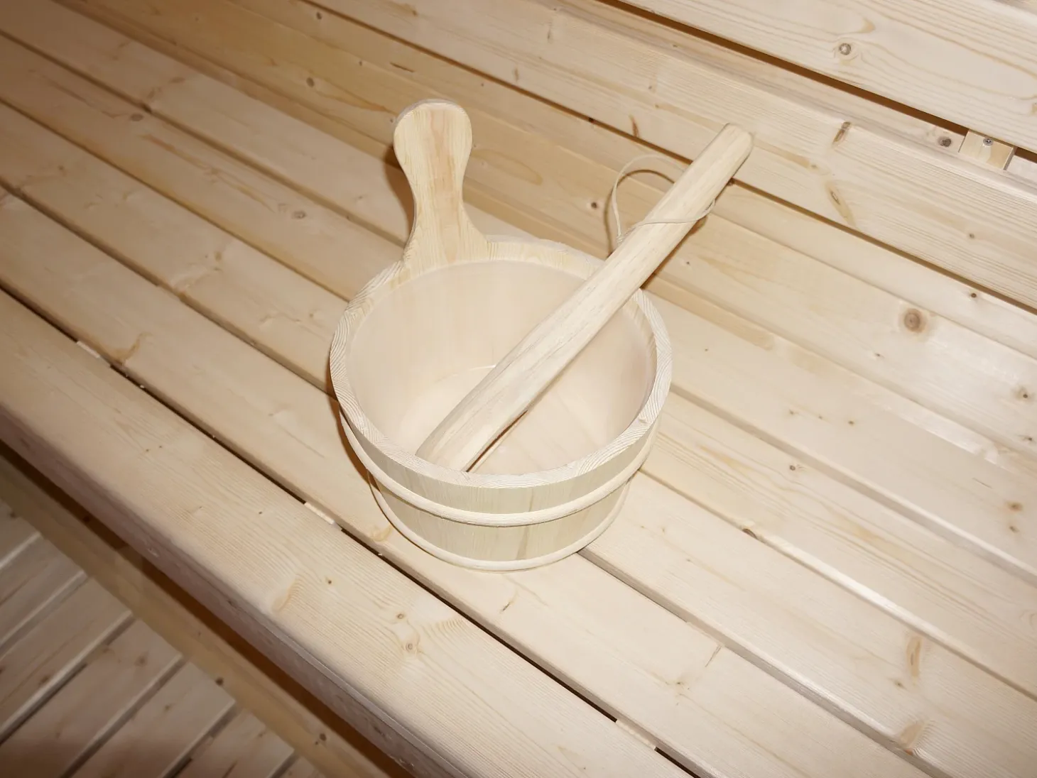Sauna de exterior 6 lugares, C185 x L220 x A190 cm, ISOKYRO