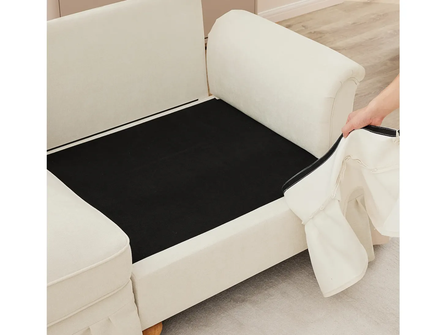 Sofá chesterfield 2 lugares em felpudo bege - com 2 puffs e 2 almofadas - saia removível - 194x140x93cm