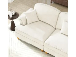 Sofá chesterfield 2 lugares em felpudo bege - com 2 puffs e 2 almofadas - saia removível - 194x140x93cm