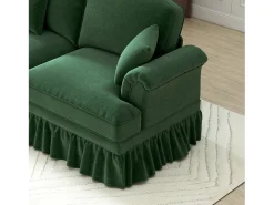 Sofá chesterfield 2 lugares em felpudo verde - com 2 puffs e 2 almofadas - saia removível - 194x140x93cm