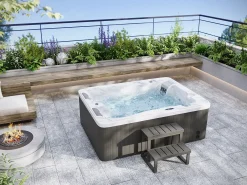 Spa 3 lugares branco 65 jatos C200 x L160 x A80 cm sistema Balboa - FIDJI V