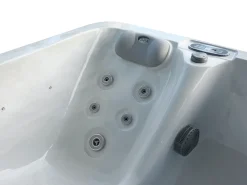 Spa 2 lugares branco pérola com cobertura, 18 jatos, C210xL110xA74cm, motor BALBOA, TAHITI