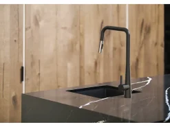 Style Torneira misturadora de cozinha com ducha extraível preto mate e cromado Essebagno