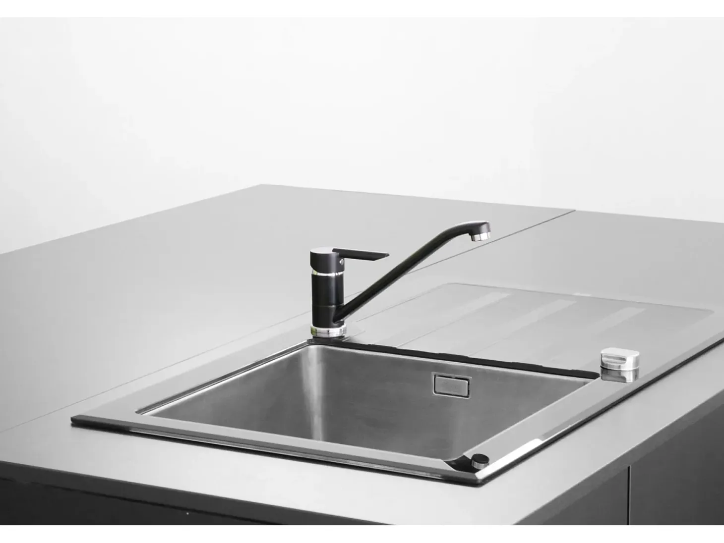 Tango Plus misturador para lava-loiça preto Essebagno