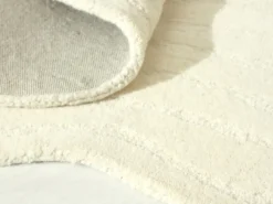 Tapete orgânico em relevo 100% lã tufado à mão, D.200 cm, Marfim, 2100g/m², ORENIA