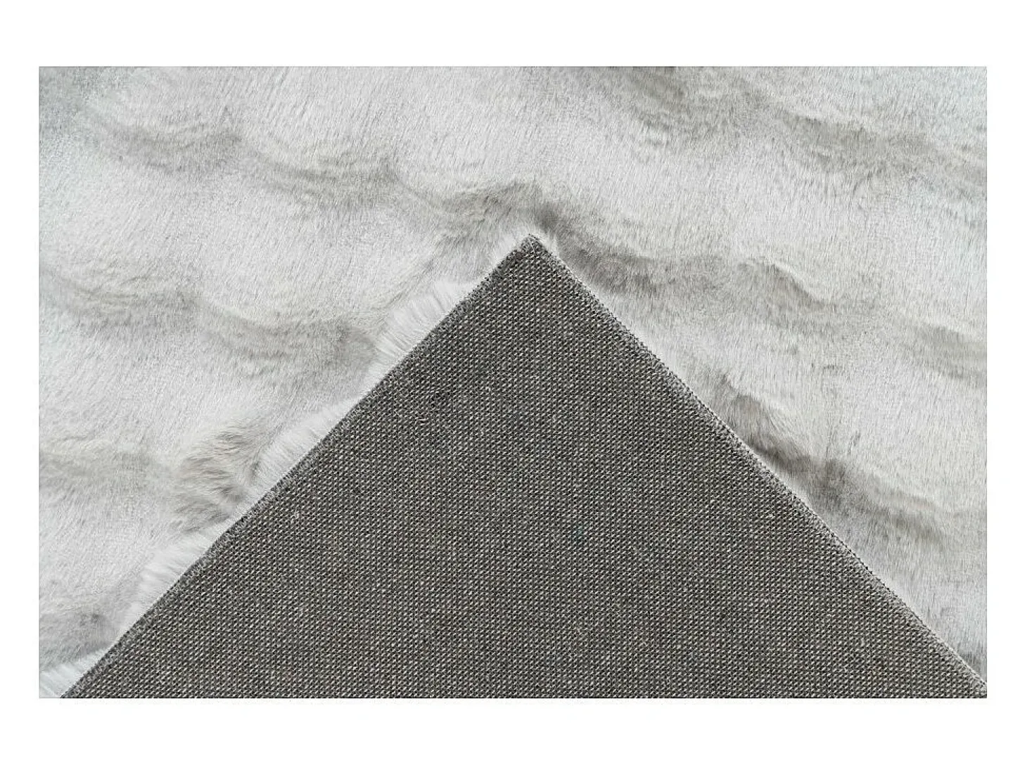 Tapete 170x120cm, design H008Y cor prata - Conforto e elegância para o seu interior