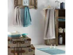Toalha de banho casual pérola Naf Naf