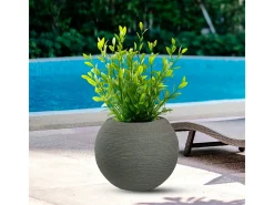 Vaso de resina com design esférico Botticelli Verde para plantas de interior e exterior, 40x33 cm