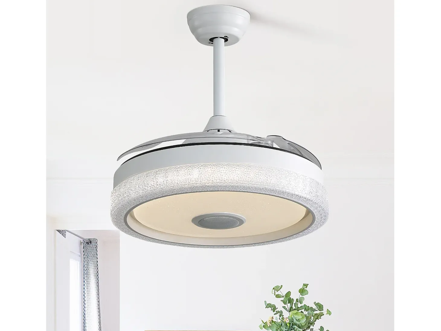 Ventilador de teto de 106,6 cm com 3 lâminas retráteis, LED e alto-falante Bluetooth, motor DC reversível, branco